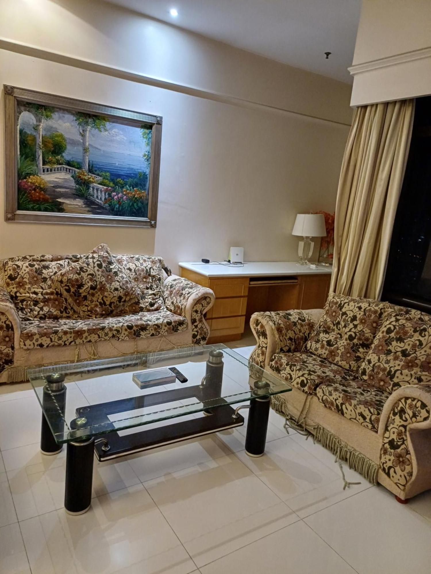 Times Square Grand Service Apartment *